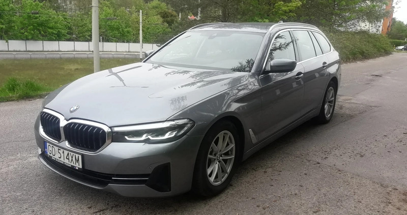 BMW Seria 5 cena 159900 przebieg: 35000, rok produkcji 2021 z Gdynia małe 232